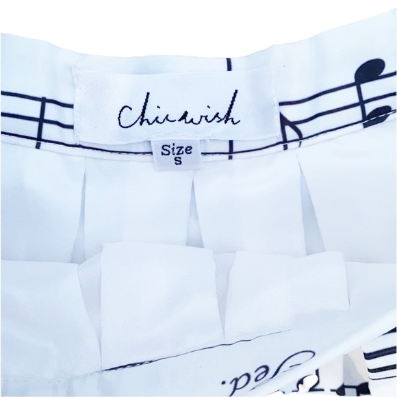 SOLD Chicwish music note skirt - Picture 5 of 5